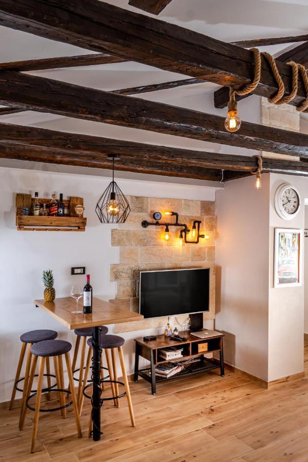 Apartment Ami Spalato Esterno foto